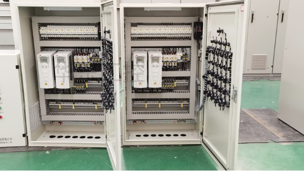 水泵控制柜以精密結構賦能高效流體控制