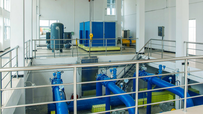 因多地頻繁<i style='color:red'>暴雨</i>而被多次提及的雨水泵站 該如何實現自動化控制管理？