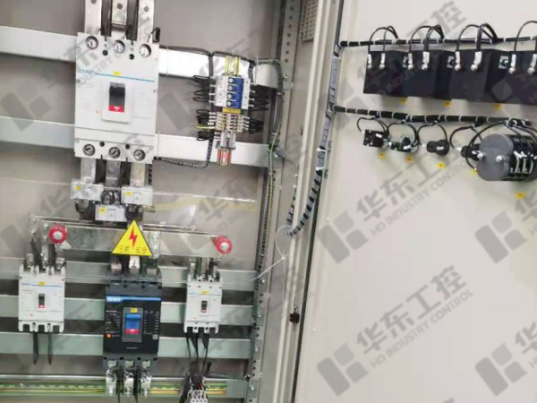 電容補償柜細節