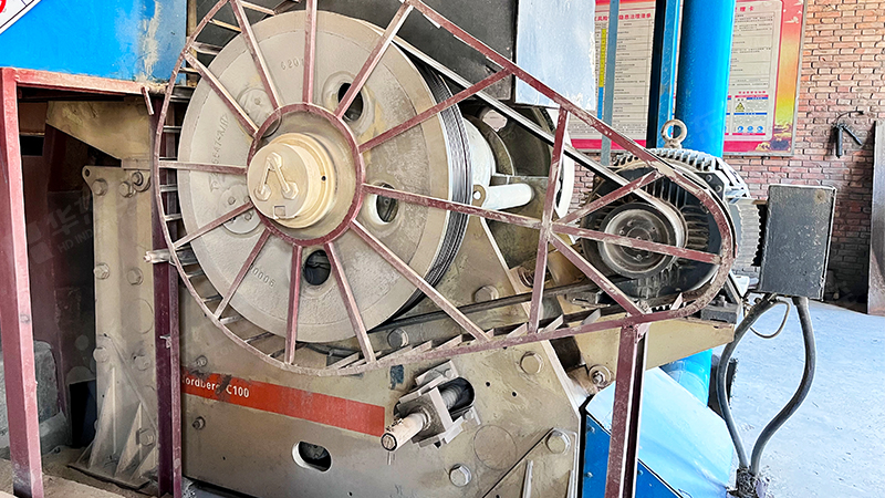 破碎機廠家如何選擇自動化控制系統？